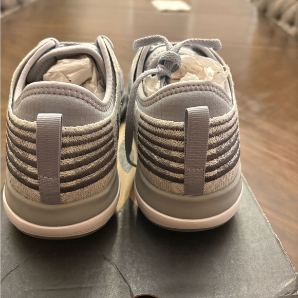 NWT Under Armour Mens Threadborne Fortis Running Shoe (size 9 ) - Picture 7 of 9